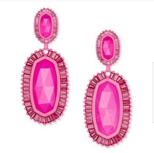 Kendra Scott Kaki earrings